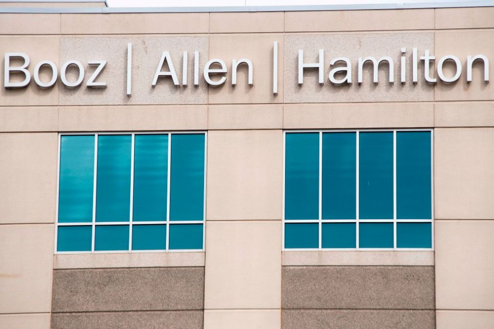 Booz Allen & Hamilton CDAO extends timeframe for data strategy and dashboard development with